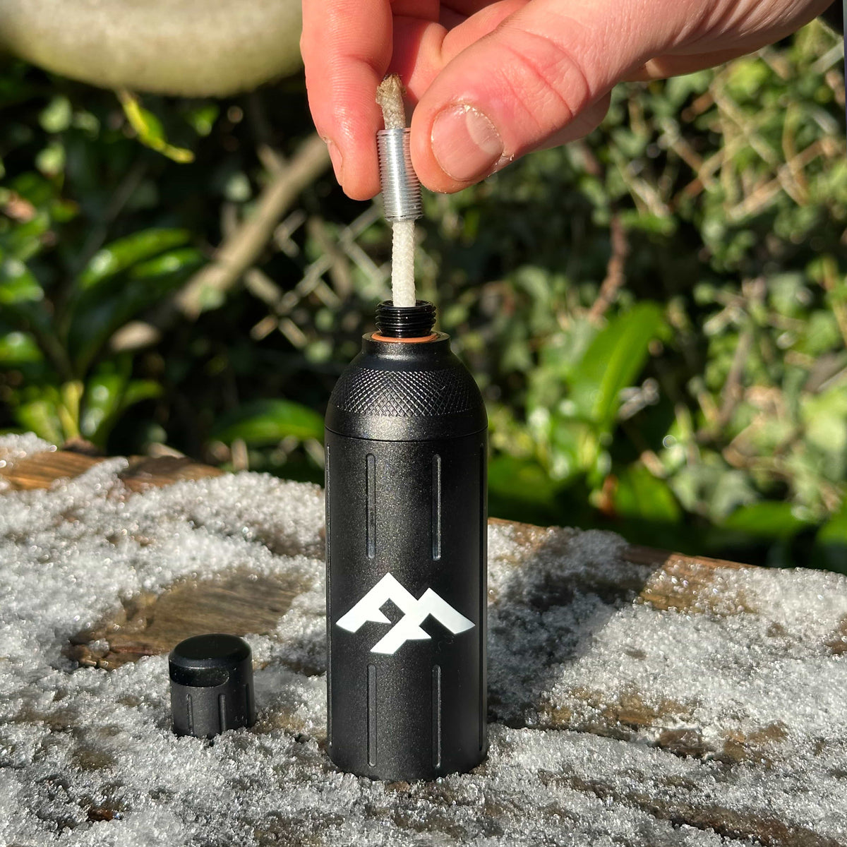 Replacing the Wicks and Refilling the Inserts
