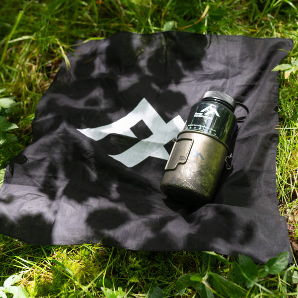 Gr1 Titanium 750ml (25fl oz) Cups & 1000ml (32oz fl) Nesting Bottles